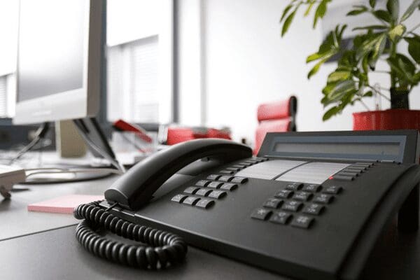Lanstar-Image-of-Generic-Business-Phone-Set